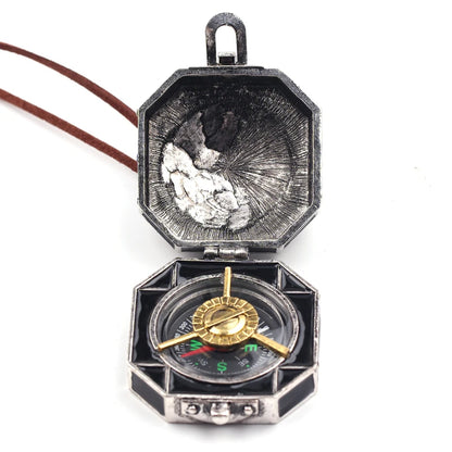 Jack Sparrow Box Compass Pendant Necklace Unisex Wanderlust Themed Cosplay Jewelry Choker for Men And Women