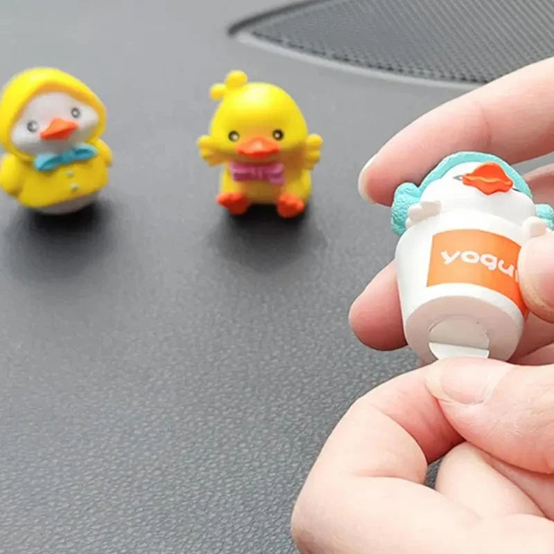 1Set Cartoon Resin Little Yellow Duck Model Car Center Console Decor Cute Car Ornaments Auto Interior Dashboard Accessories